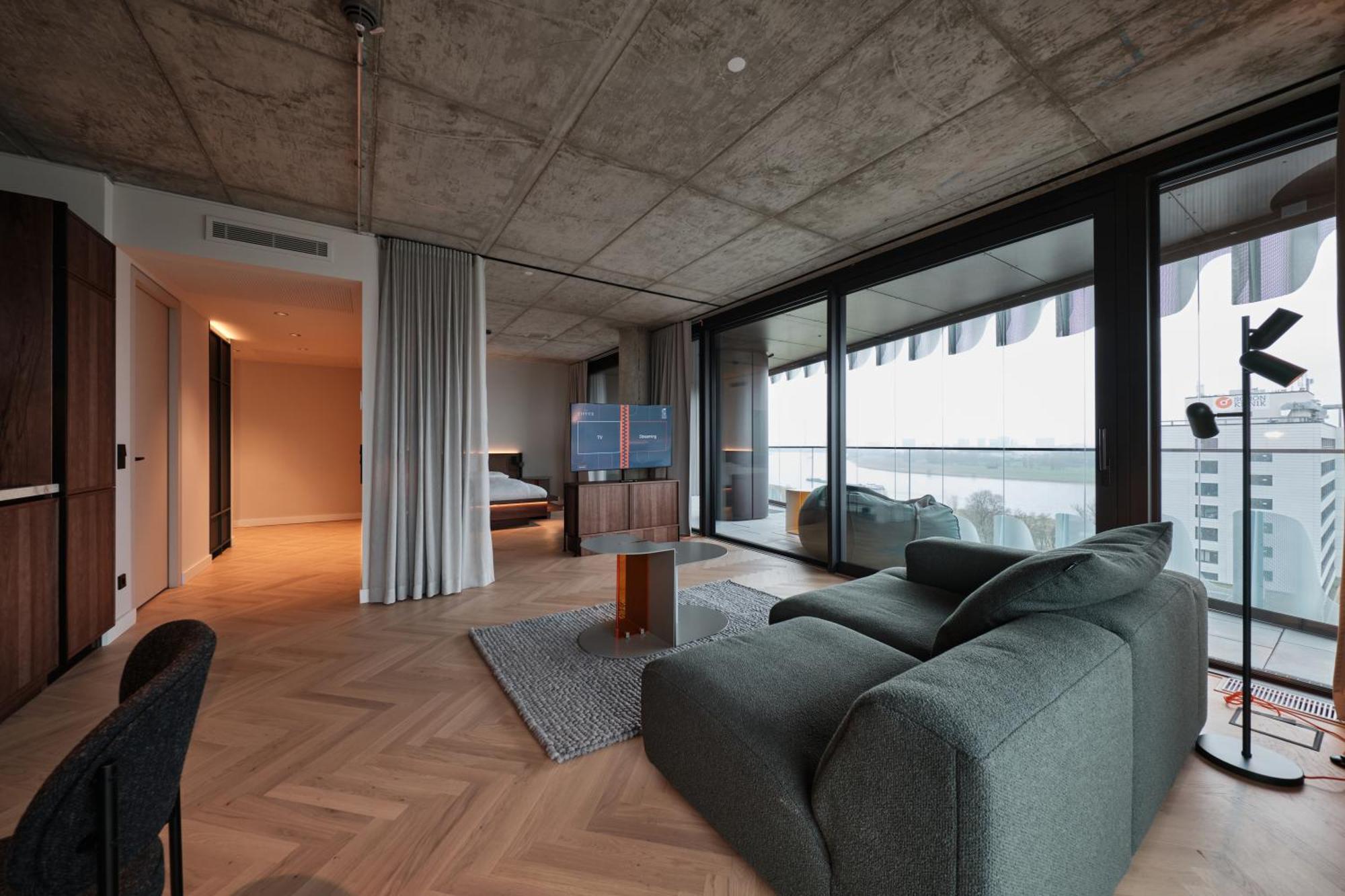 The Zipper Hotel Und Apartments デュッセルドルフ エクステリア 写真