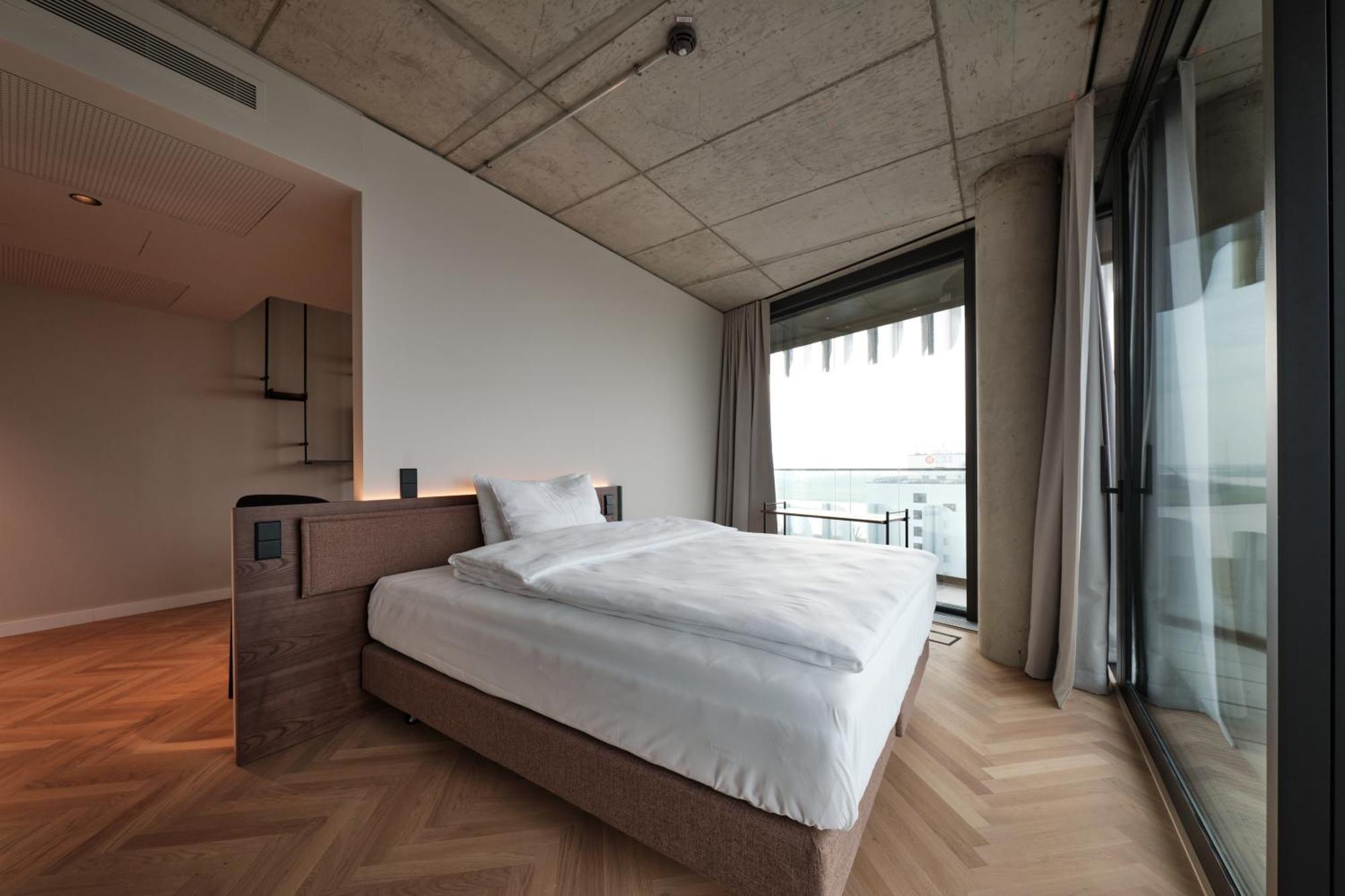 The Zipper Hotel Und Apartments デュッセルドルフ エクステリア 写真