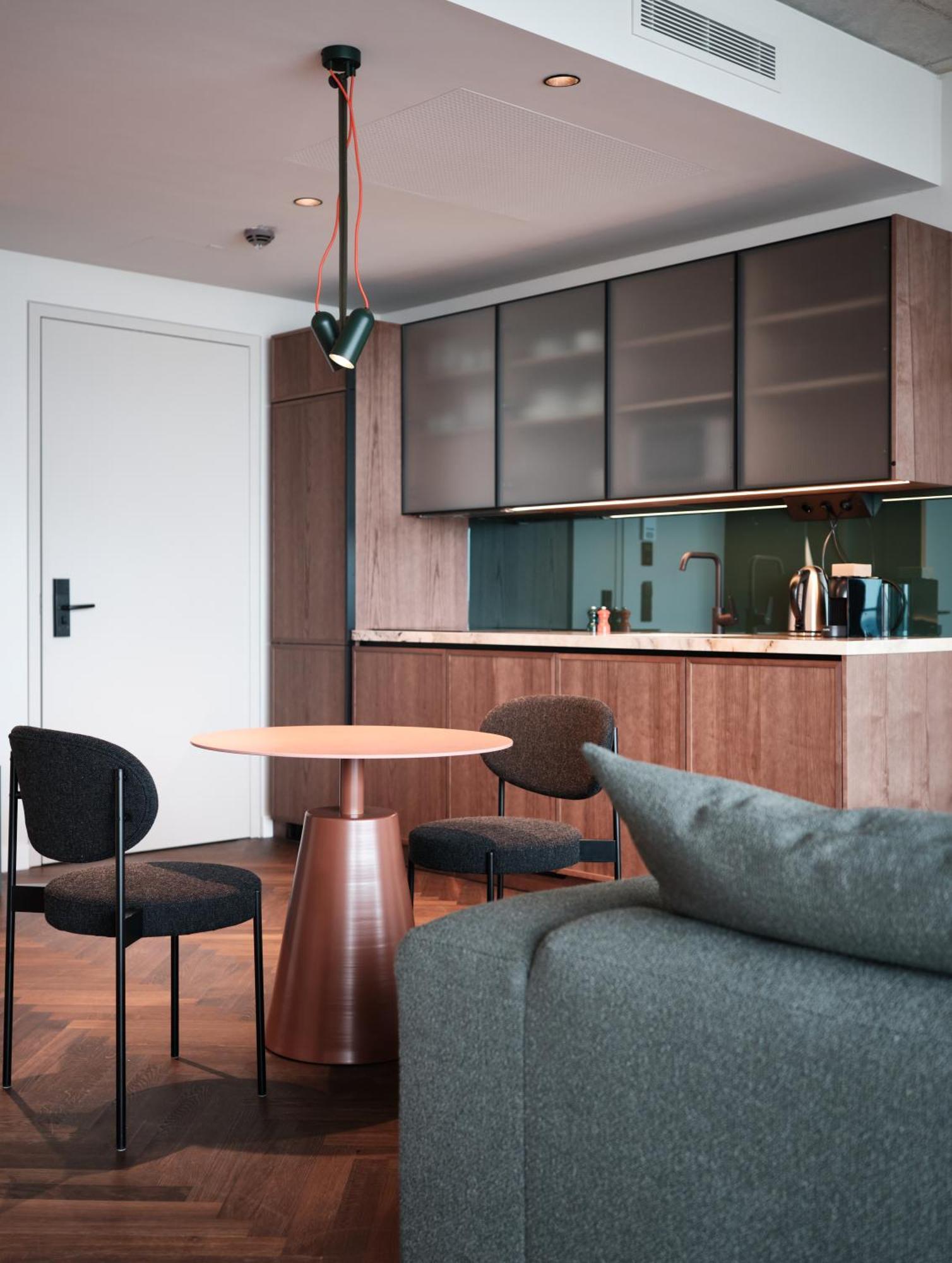 The Zipper Hotel Und Apartments デュッセルドルフ エクステリア 写真