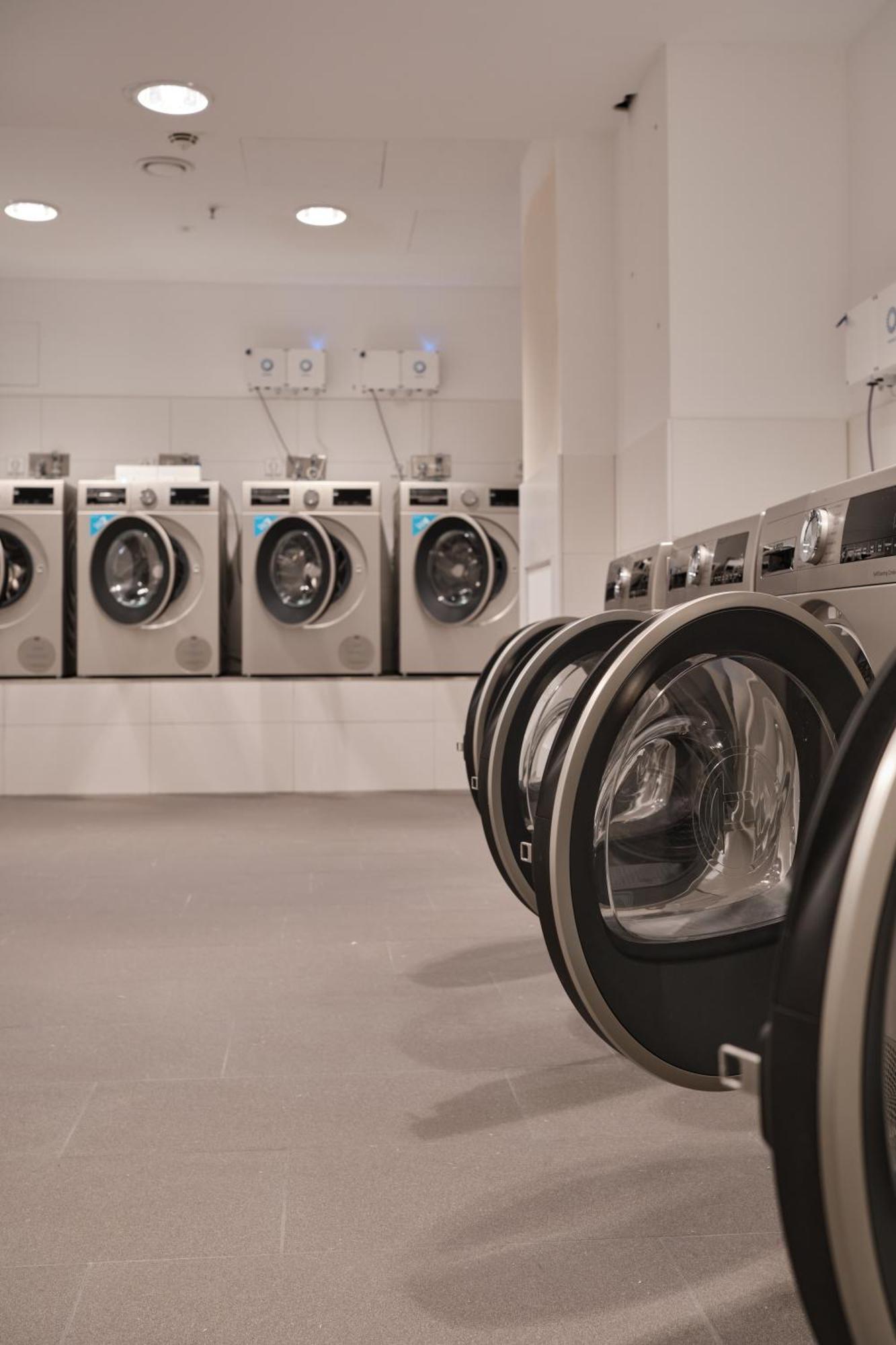 The Zipper Hotel Und Apartments デュッセルドルフ エクステリア 写真