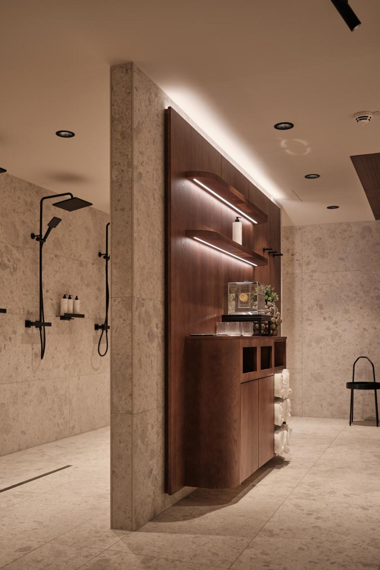 The Zipper Hotel Und Apartments デュッセルドルフ エクステリア 写真